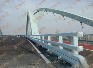 防撞护栏（白）