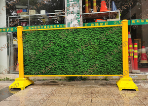 钢木复合板围挡